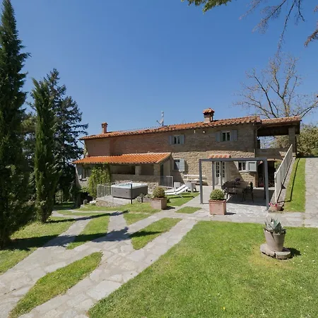 Magnolia Villa Cortona